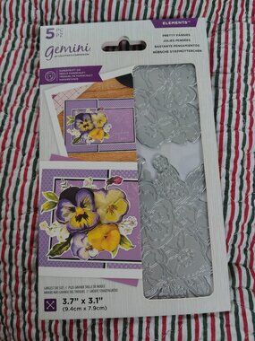 Gemini Paper Craft Die - Pretty Pansies (NEW)